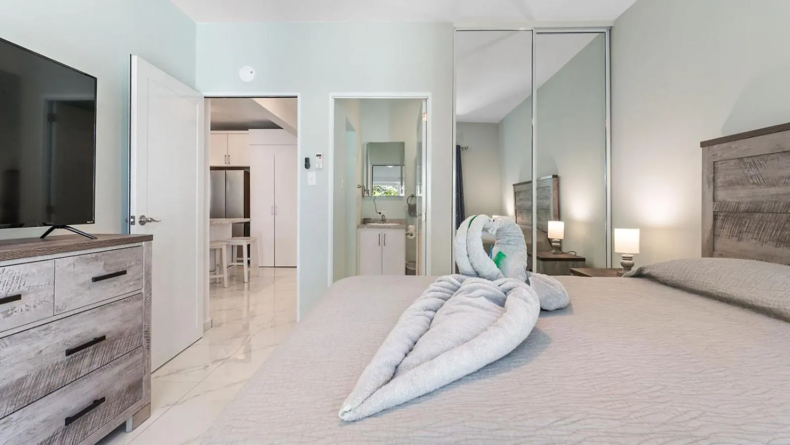 Casa Angelica Apt 202 Steps To Sandy Beach Rincon